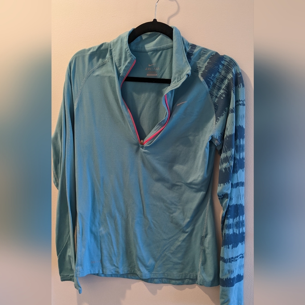 Nike Dri-Fit half-zip active pullover, Medium, blue